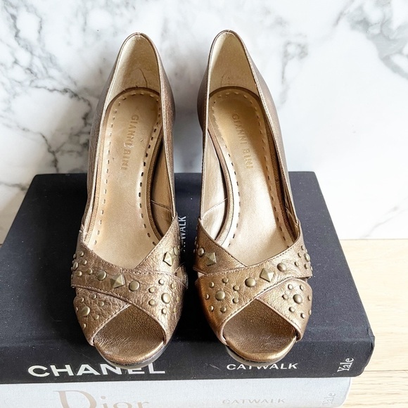 Gianni Bini Metallic Studded heels - Picture 6 of 8